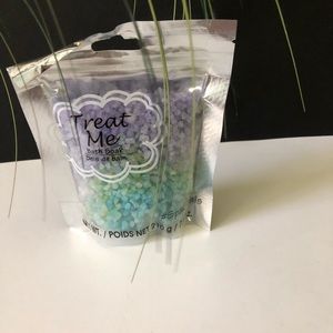 Treat Me Bath Soak